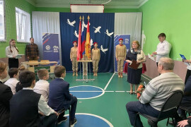 Своя «Парта героя» появилась в школе деревне Тимково