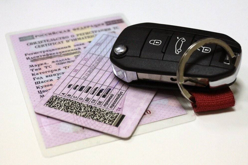 Порядок сдачи водительского удостоверения лицом, лишенным права управления транспортным средством