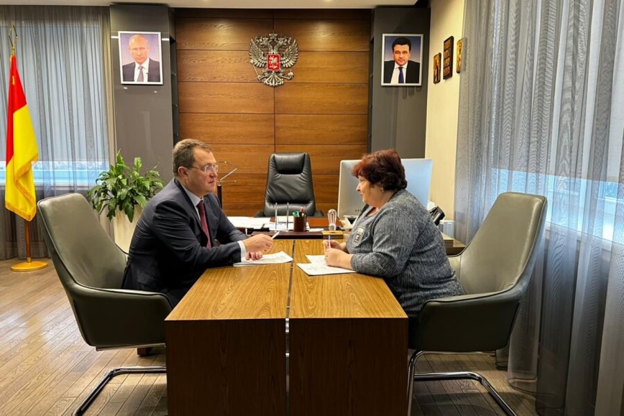 Рабочая встреча главы округа Игоря Сухина с Наталией Барзенко