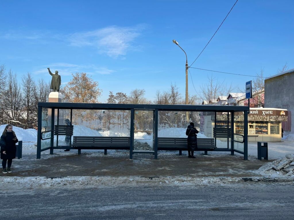 Новый автобусный павильон появился на Площади Бугрова