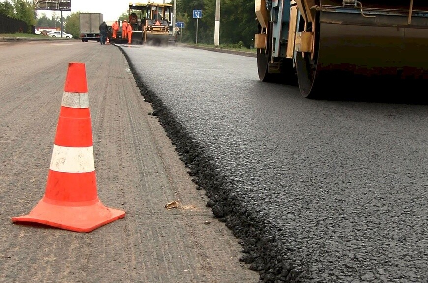 Плановый ремонт дорог стартовал в 13 округах Московской области