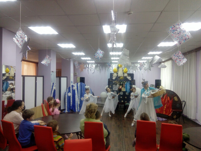 Благотворительный проект «Лукошко со сказками» продолжил свою работу в Районном Доме культуры в Ногинске